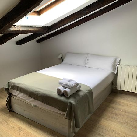 Apartamento Precioso Atico En Casco Viejo Bilbao Exterior foto