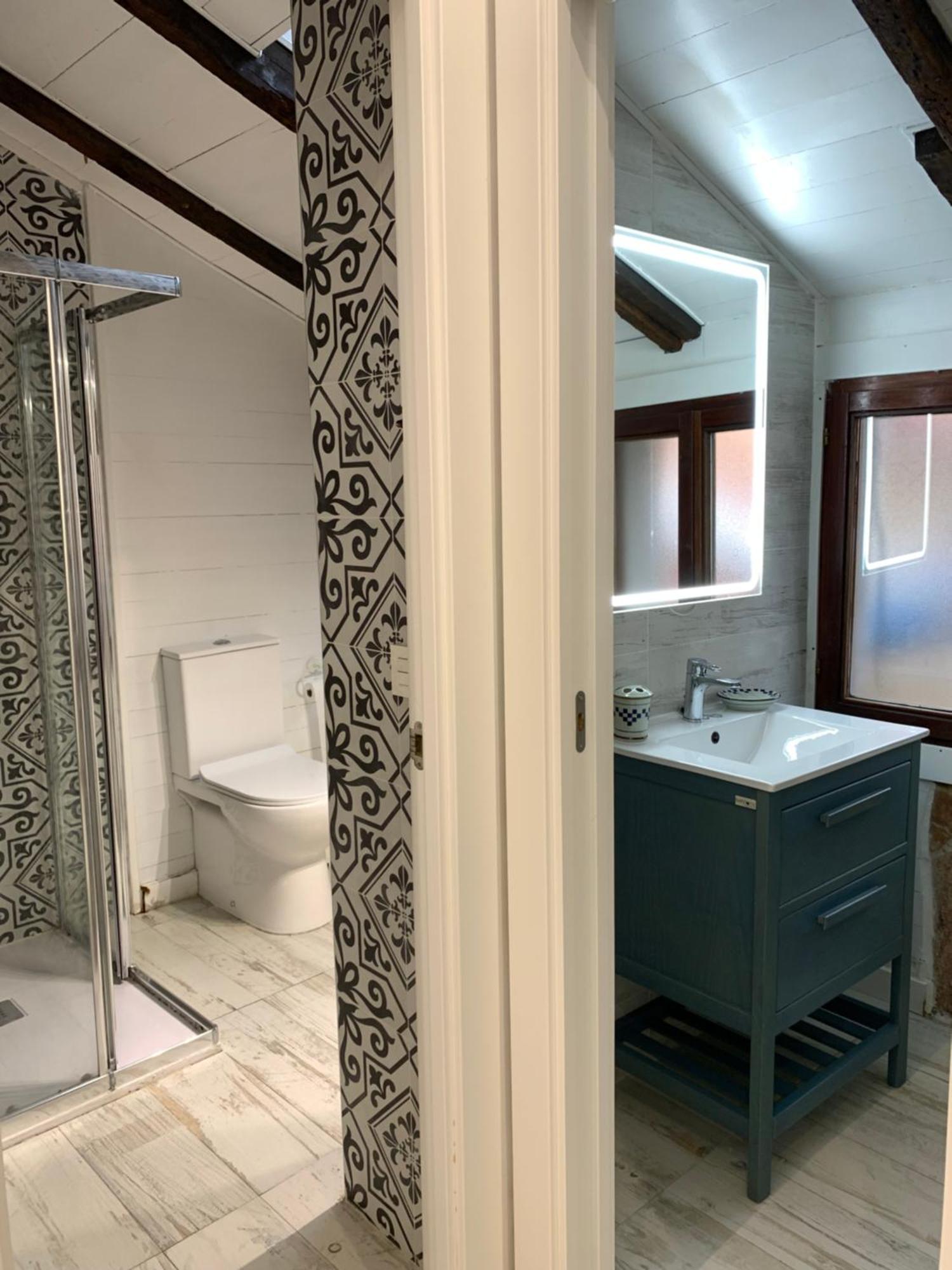 Apartamento Precioso Atico En Casco Viejo Bilbao Exterior foto