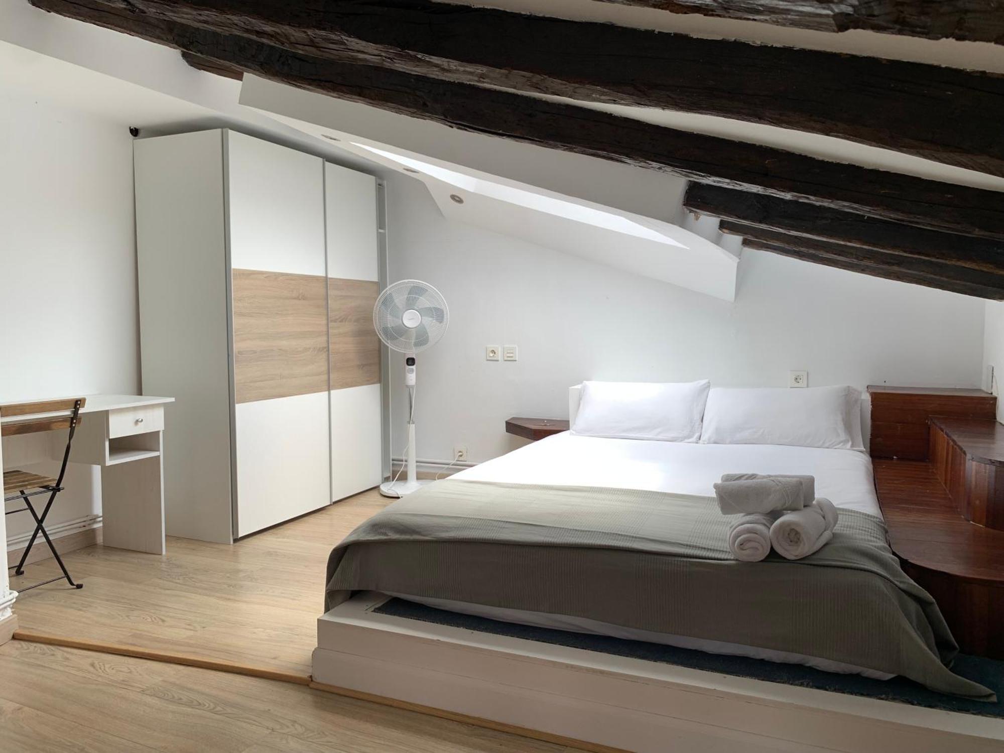 Apartamento Precioso Atico En Casco Viejo Bilbao Exterior foto